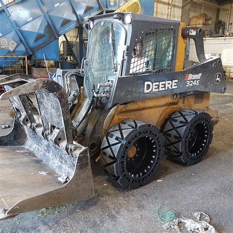 s185 bobcat skid steer tires|bobcat s185 tire replacement.